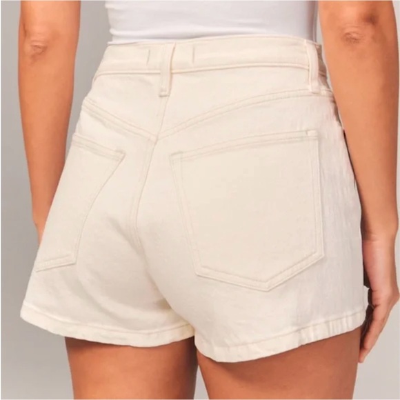 Abercrombie & Fitch “The Mom Short” White High Rise Size 25/0 - Picture 7 of 9